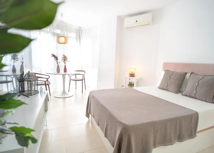 Sun By 10tosea * Fuengirola