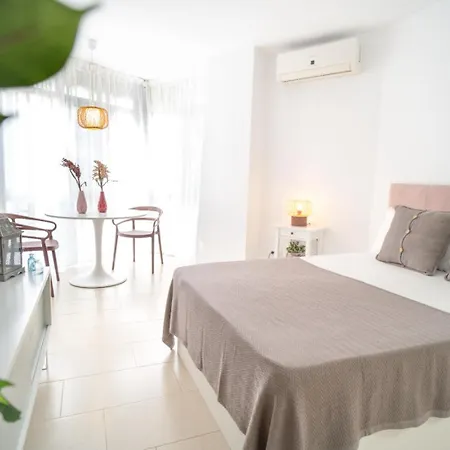 Sun By 10tosea * Fuengirola