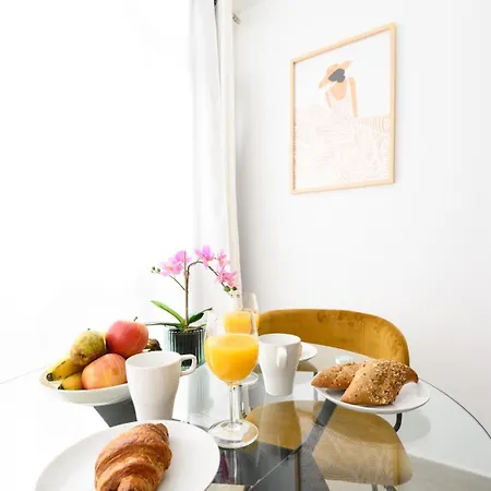 Sun By 10tosea * Fuengirola