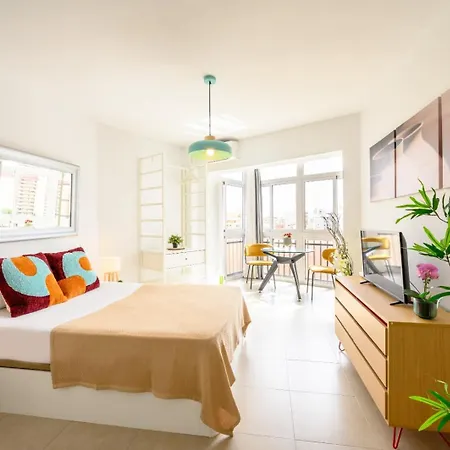 Sun By 10tosea Apartment