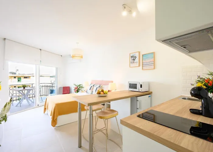 Apartment Sun By 10tosea